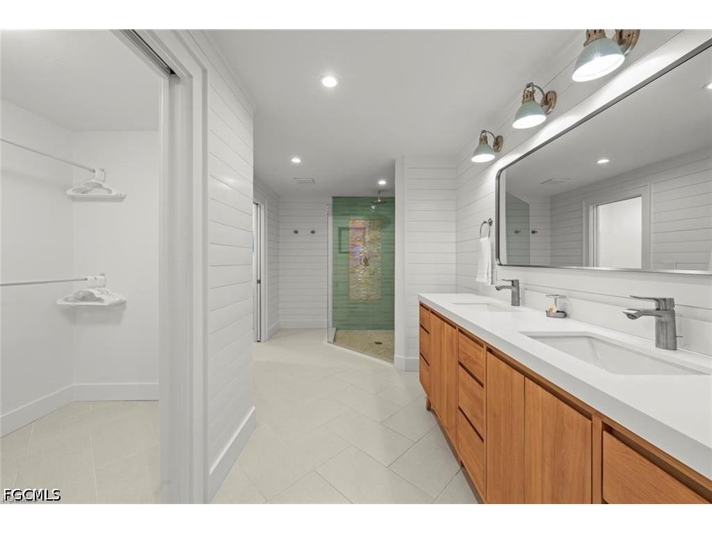 4775 Rue Helene Sanibel FL 33957 2026025009 image24