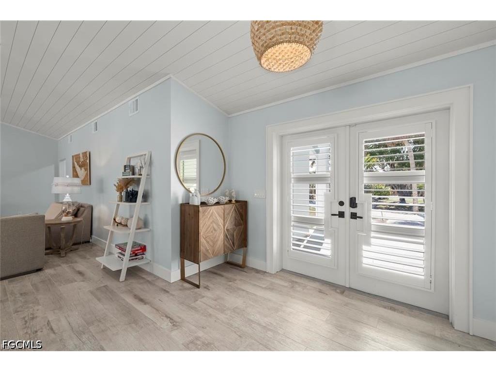 4775 Rue Helene Sanibel FL 33957 2026025009 image3