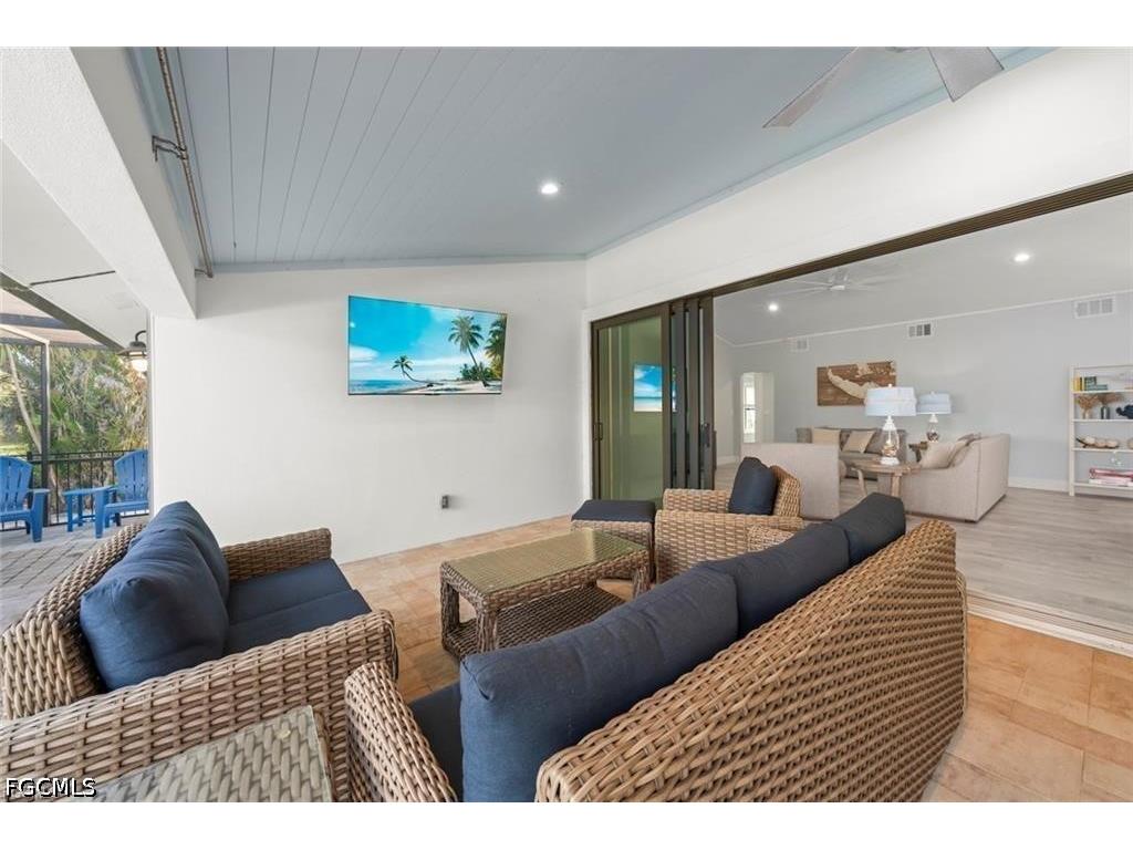 4775 Rue Helene Sanibel FL 33957 2026025009 image37