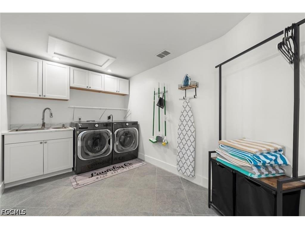 4775 Rue Helene Sanibel FL 33957 2026025009 image43