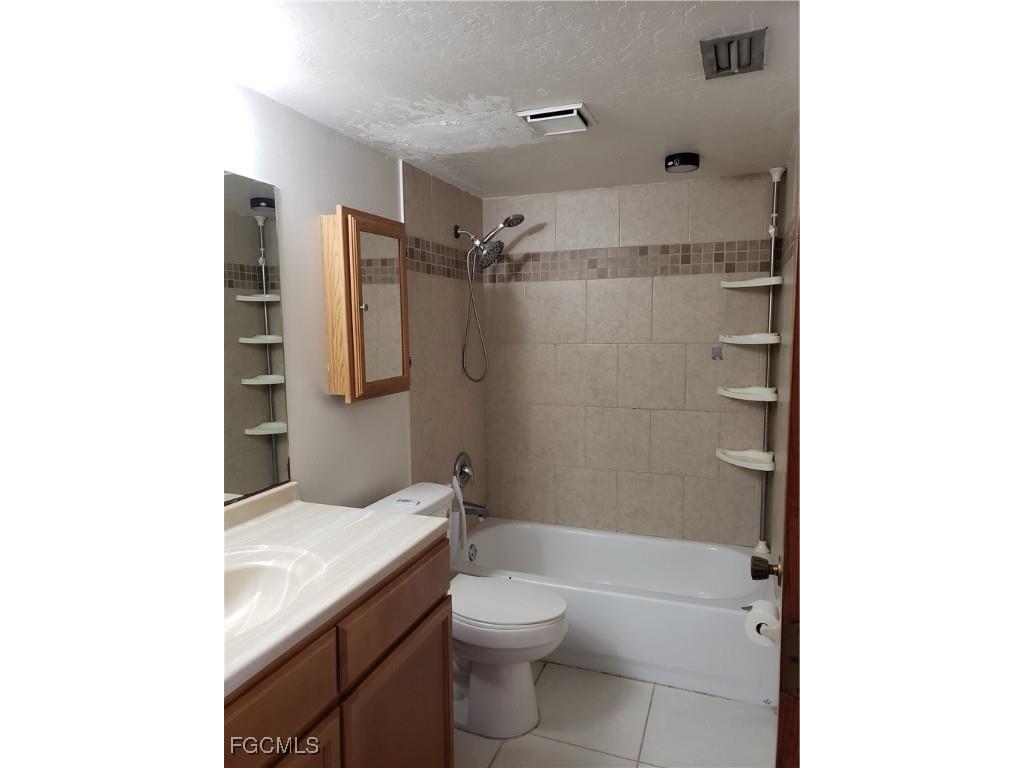 4777 Orange Grove Boulevard #I-5 North Fort Myers FL 33903 2025003411 image12