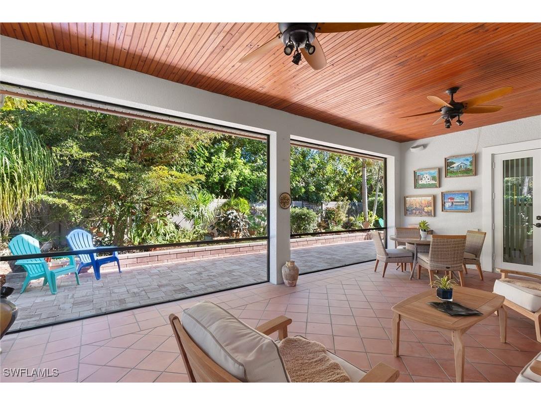 4778 Europa Drive Naples FL 34105 226003388 image25