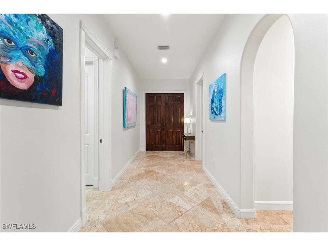 4778 Europa Drive Naples FL 34105 226003388 image4