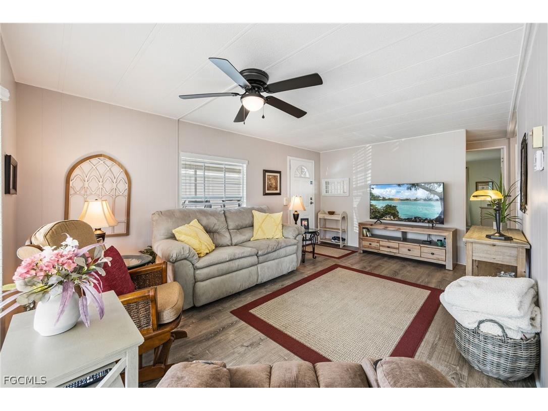 478 Nicklaus Boulevard North Fort Myers FL 33903 2026011614 image9