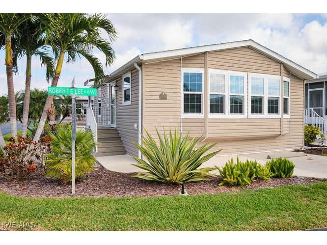 4780 Robert E Lee Boulevard W Estero FL 33928 225018932 image1