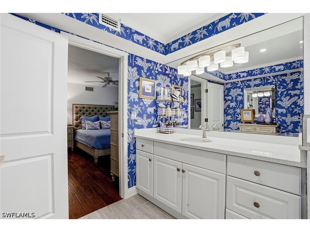 4784 West Boulevard #B101 Naples FL 34103 226015395 image14