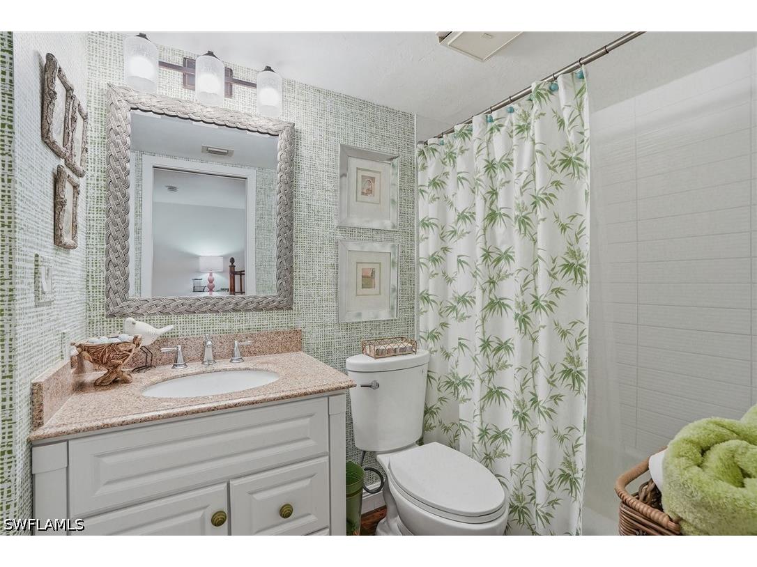 4784 West Boulevard #B101 Naples FL 34103 226015395 image16