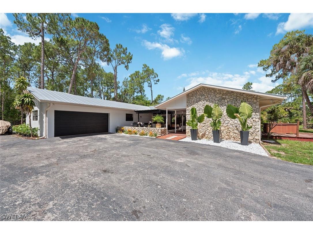 4785 11th Avenue SW Naples FL 34116 222047844 image1