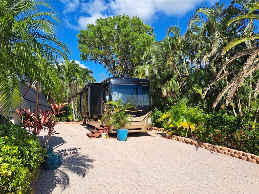 4786 Southern Breeze Drive Naples FL 34114 225075326 image3