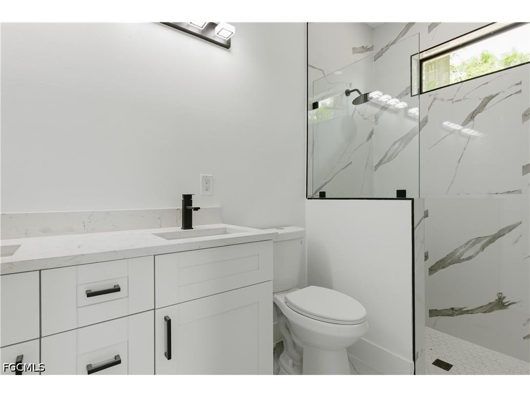 4787 Golfview Boulevard Lehigh Acres FL 33973 2026020174 image5