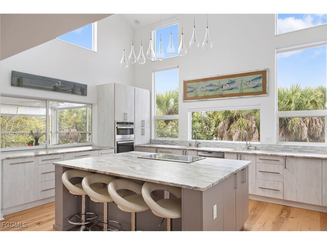 479 Lagoon Drive Sanibel FL 33957 2026000455 image10