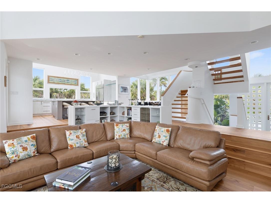 479 Lagoon Drive Sanibel FL 33957 2026000455 image12