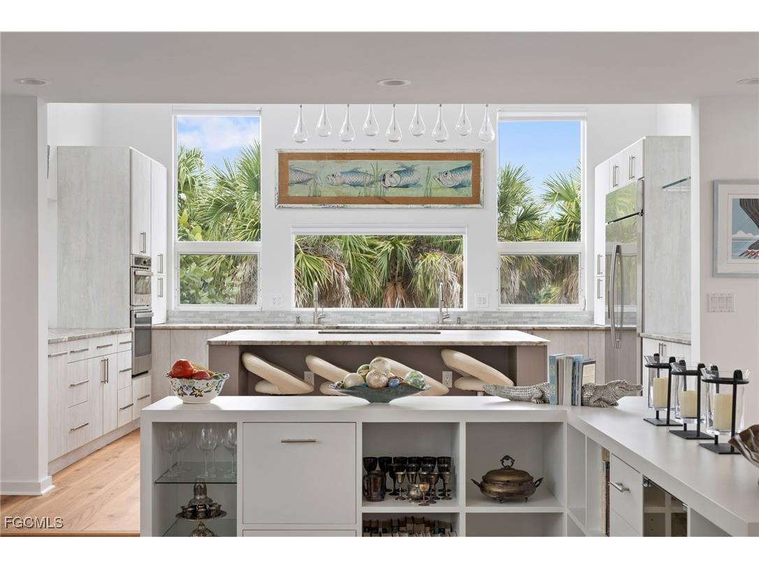 479 Lagoon Drive Sanibel FL 33957 2026000455 image15