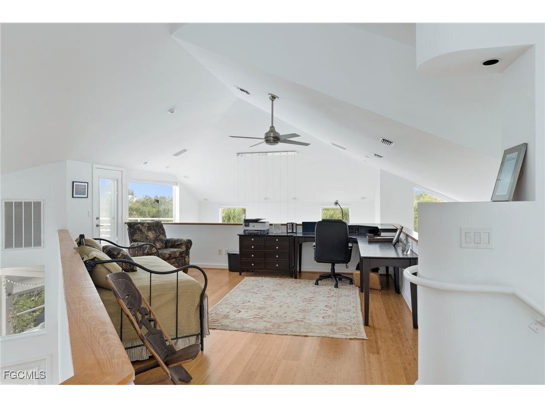 479 Lagoon Drive Sanibel FL 33957 2026000455 image30