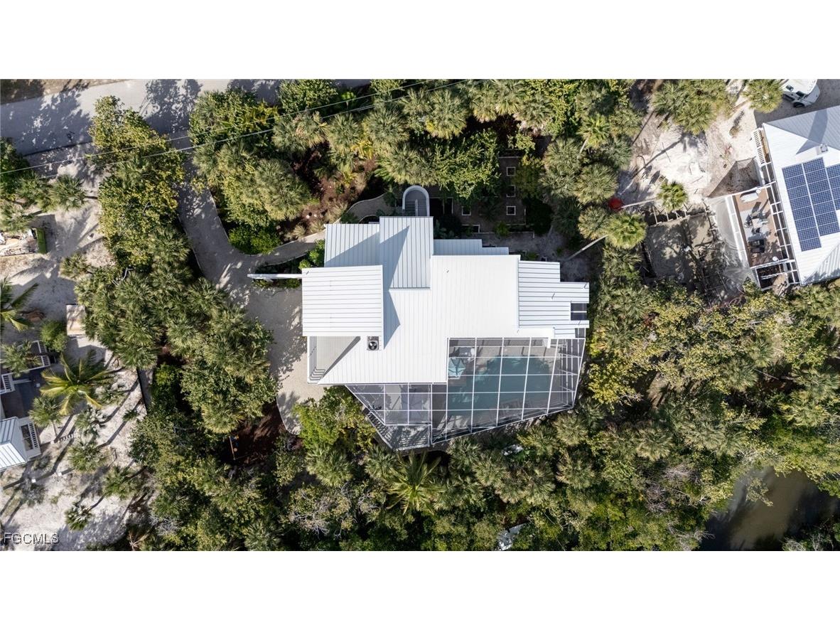 479 Lagoon Drive Sanibel FL 33957 2026000455 image6