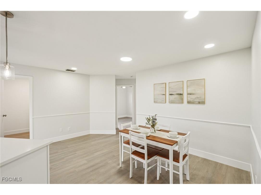 479 NE 2nd Place Cape Coral FL 33909 2025007040 image5