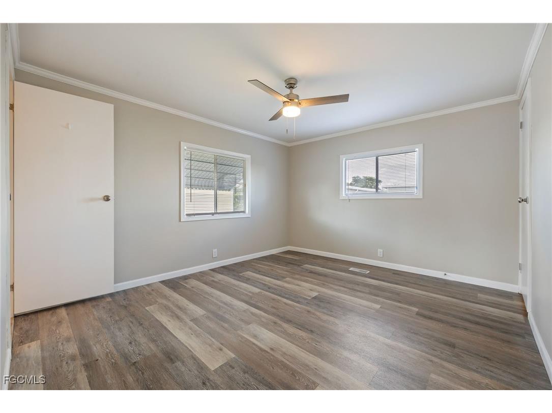 479 Nicklaus Boulevard North Fort Myers FL 33903 2025026143 image16
