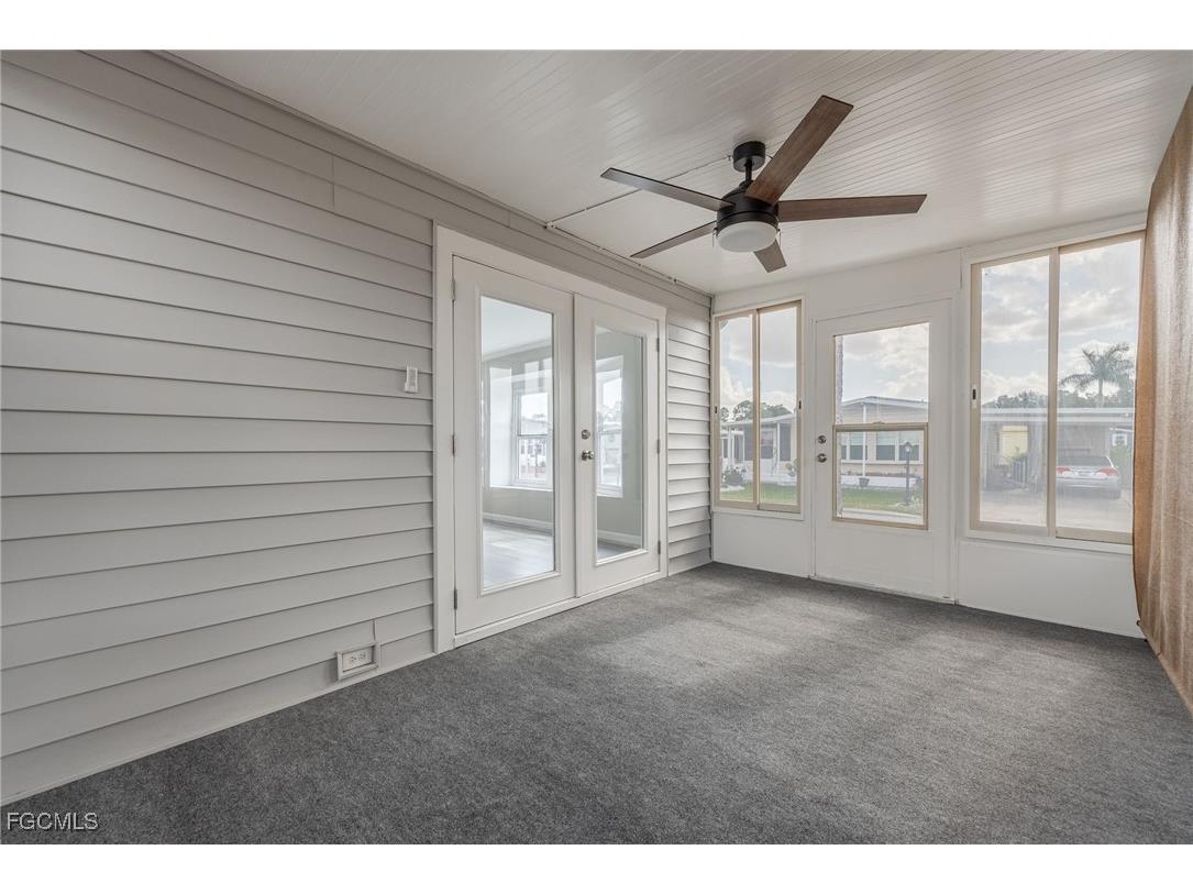 479 Nicklaus Boulevard North Fort Myers FL 33903 2025026143 image23