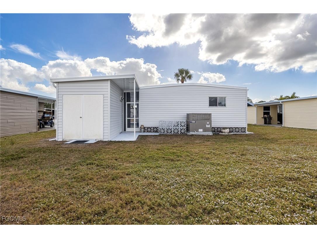 479 Nicklaus Boulevard North Fort Myers FL 33903 2025026143 image29