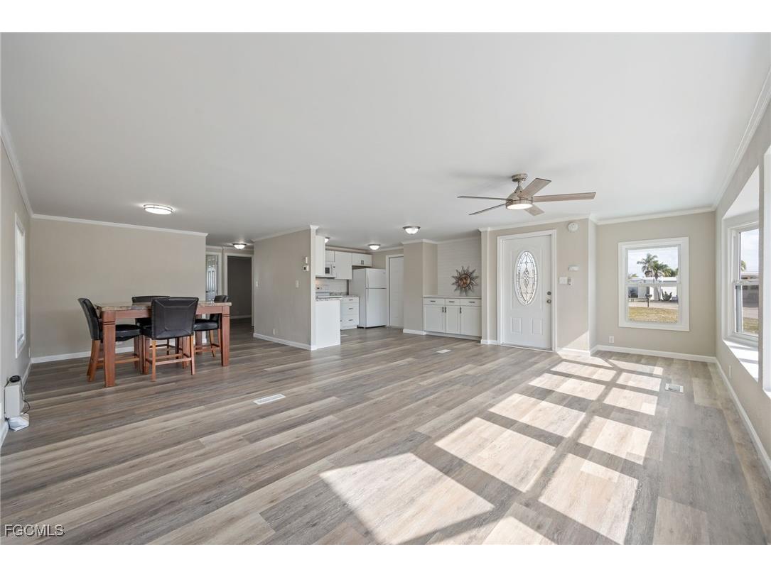 479 Nicklaus Boulevard North Fort Myers FL 33903 2025026143 image9