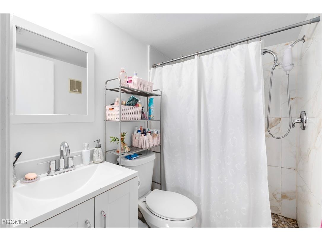 4790 S Cleveland Avenue #1706 Fort Myers FL 33907 2025022468 image12