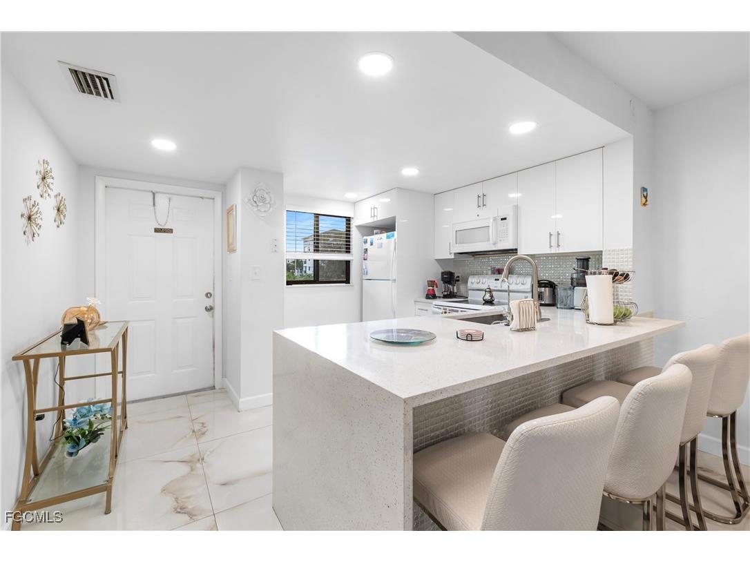 4790 S Cleveland Avenue #1706 Fort Myers FL 33907 2025022468 image4