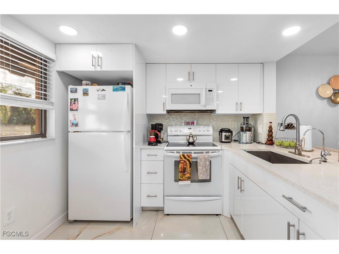 4790 S Cleveland Avenue #1706 Fort Myers FL 33907 2025022468 image5