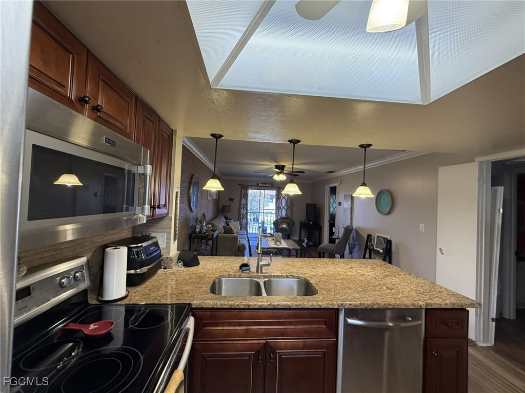 4790 S Cleveland Avenue #906 Fort Myers FL 33907 2025018166 image3