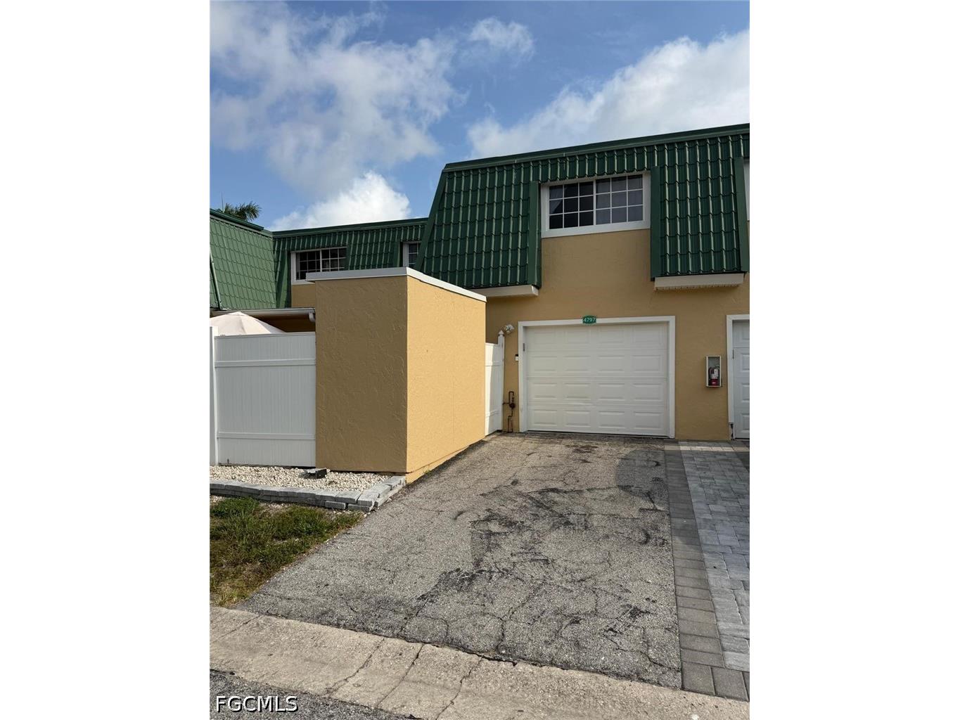 4797 Albacore Lane Fort Myers FL 33919 2026020945 image1