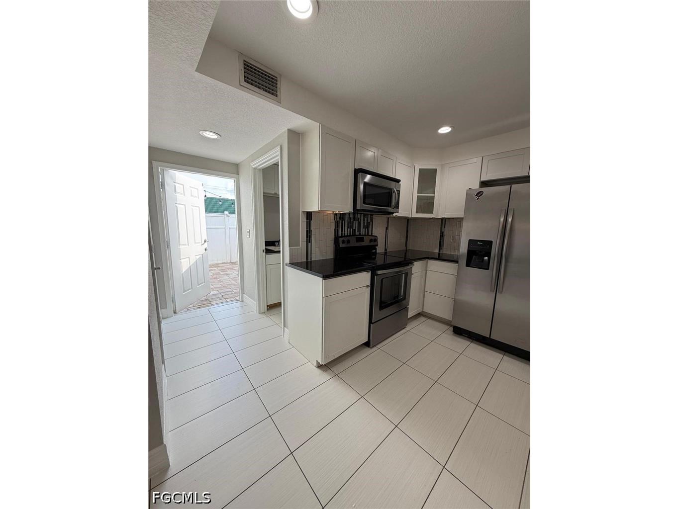 4797 Albacore Lane Fort Myers FL 33919 2026020945 image11