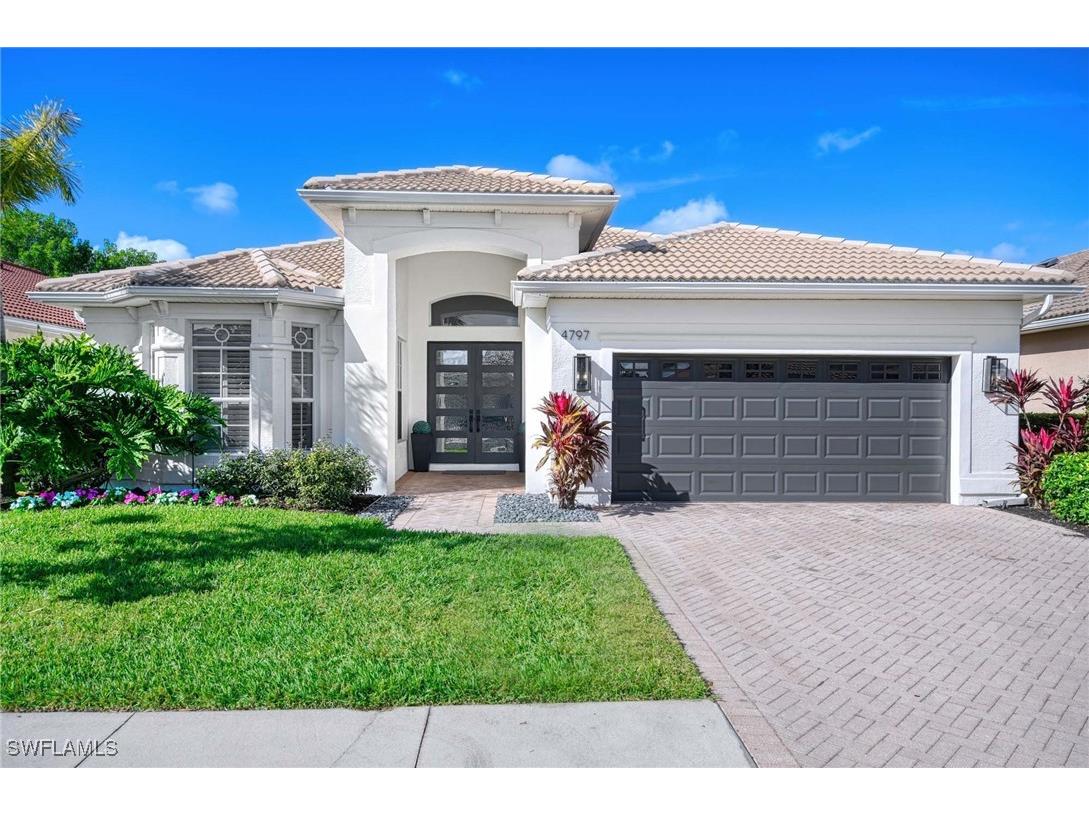 4797 Cerromar Drive Naples FL 34112 226001281 image1