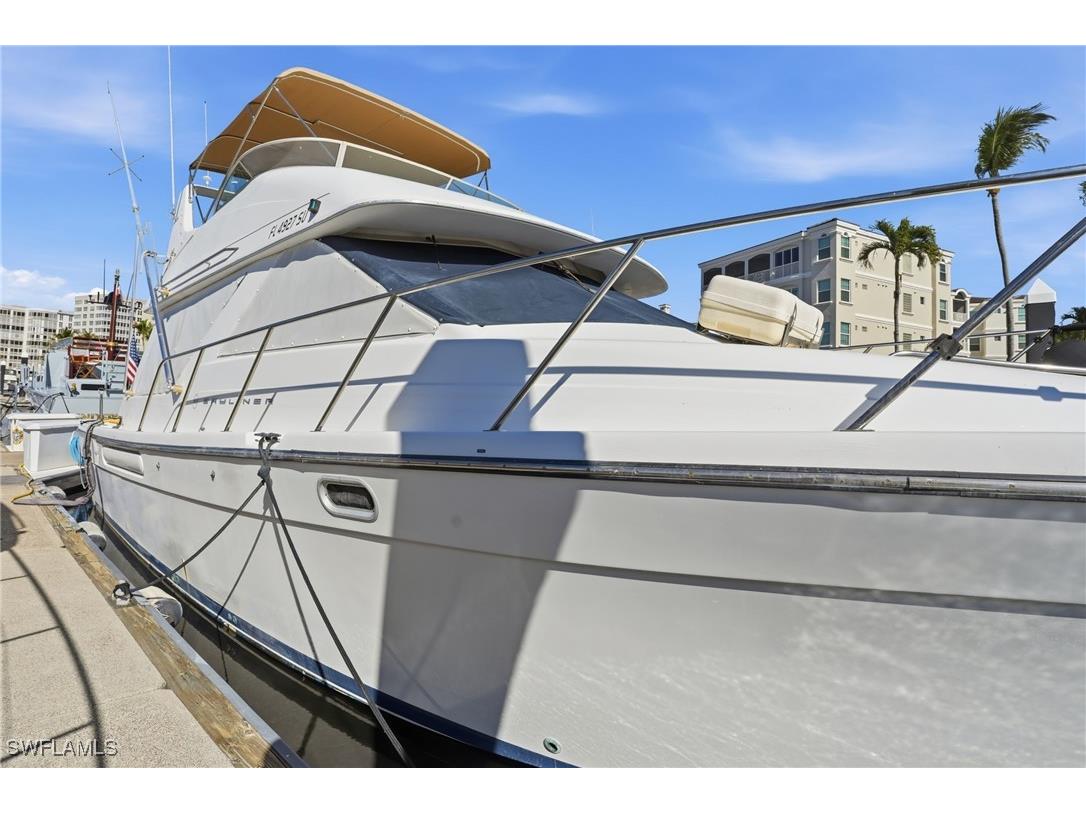 48' BOAT SLIP G-18 Gulf Harbour Marina Fort Myers FL 33908 226004069 image5