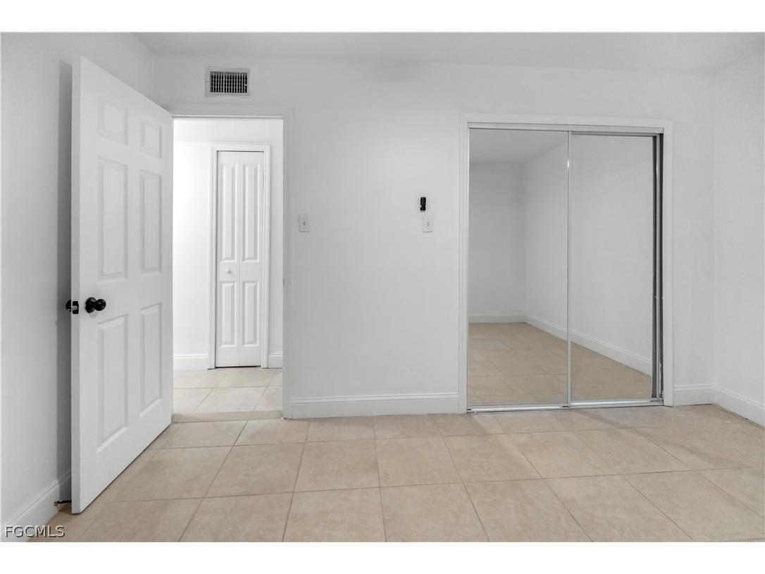 48 Victoria Drive North Fort Myers FL 33917 2026013604 image11