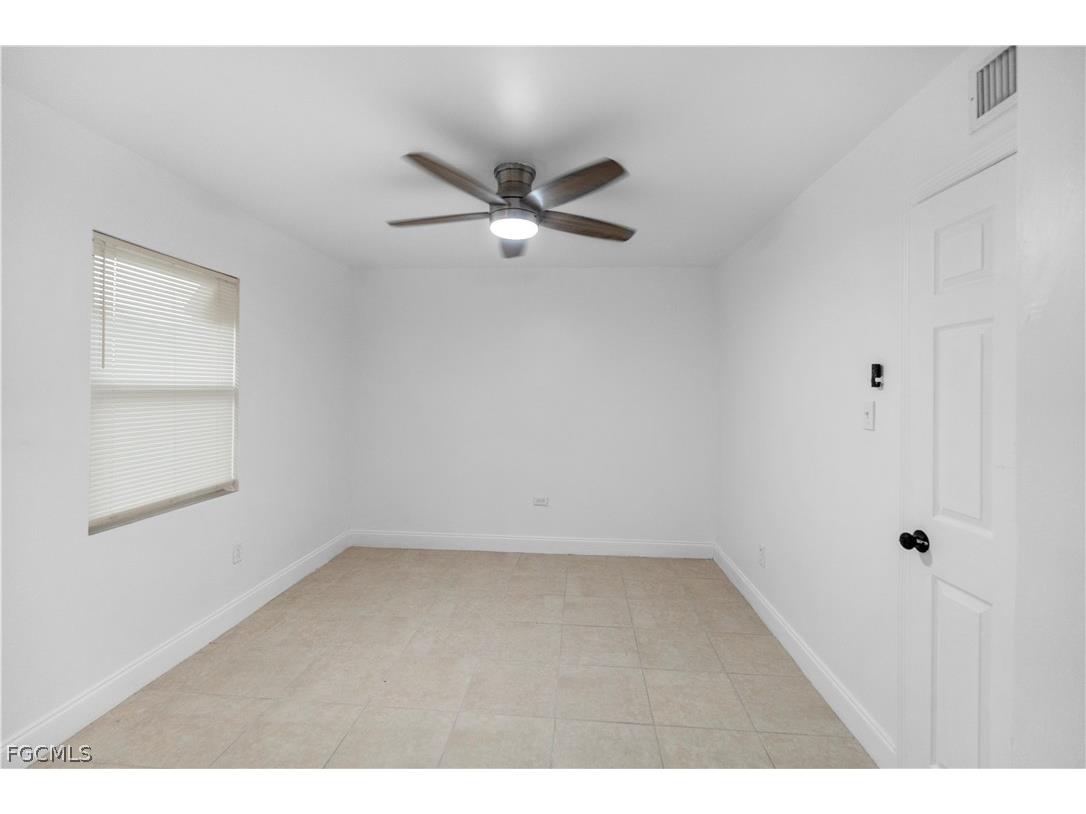 48 Victoria Drive North Fort Myers FL 33917 2026013604 image21