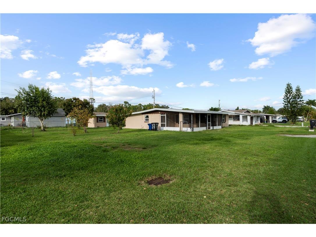 48 Victoria Drive North Fort Myers FL 33917 2026013604 image40