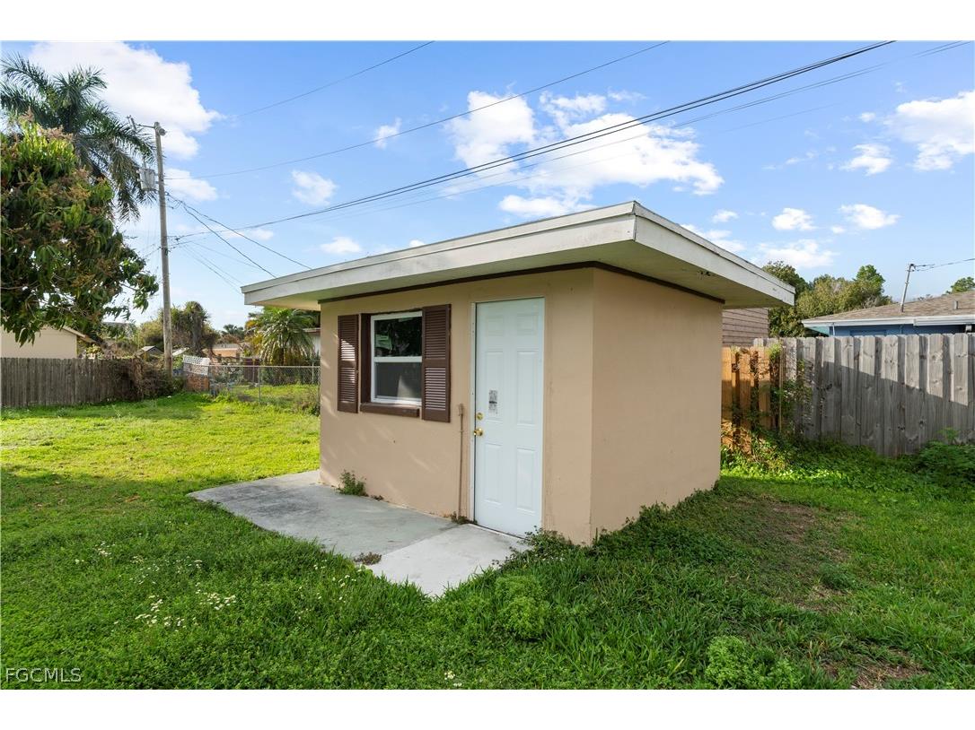 48 Victoria Drive North Fort Myers FL 33917 2026013604 image45