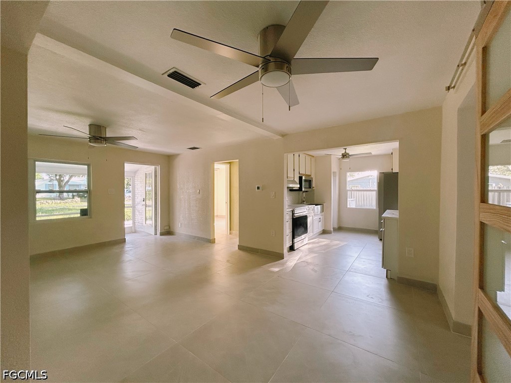 48 W North Shore Avenue North Fort Myers FL 33903 2026004657 image11