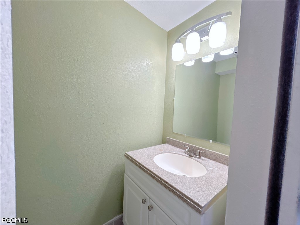 48 W North Shore Avenue North Fort Myers FL 33903 2026004657 image25