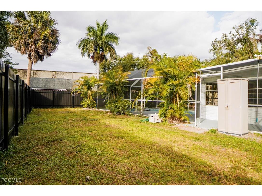 48 W North Shore Avenue North Fort Myers FL 33903 2026004657 image37