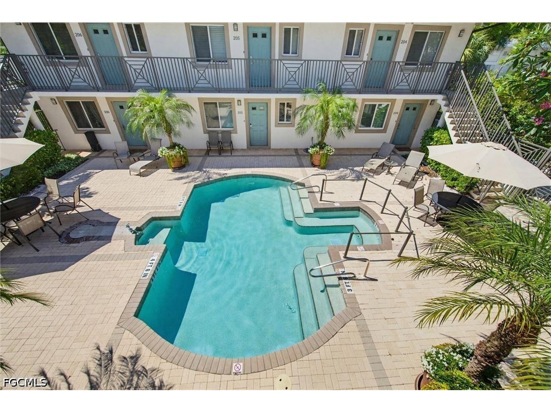 480 5th Street S #202 Naples FL 34102 2026017700 image3