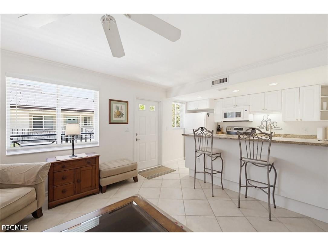 480 5th Street S #202 Naples FL 34102 2026017700 image6