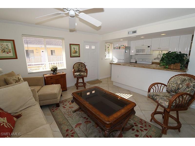 480 5th Street S #202 Naples FL 34102 225076512 image5