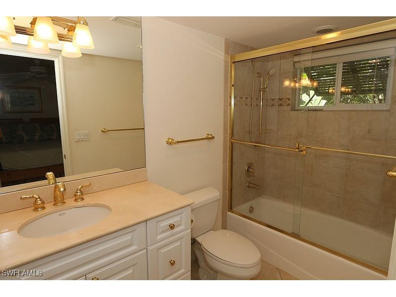 480 5th Street S #202 Naples FL 34102 225076512 image8