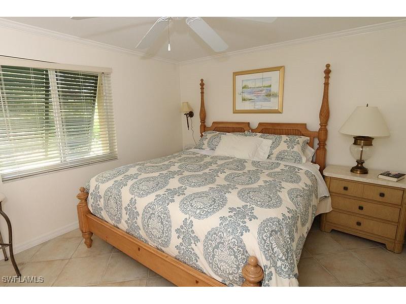 480 5th Street S #202 Naples FL 34102 225076512 image9