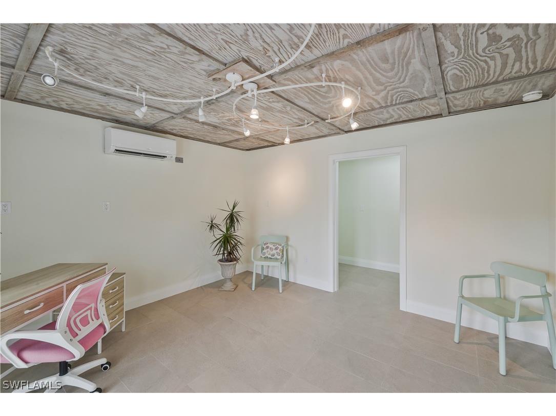 480 Oak Avenue Naples FL 34108 226011413 image18