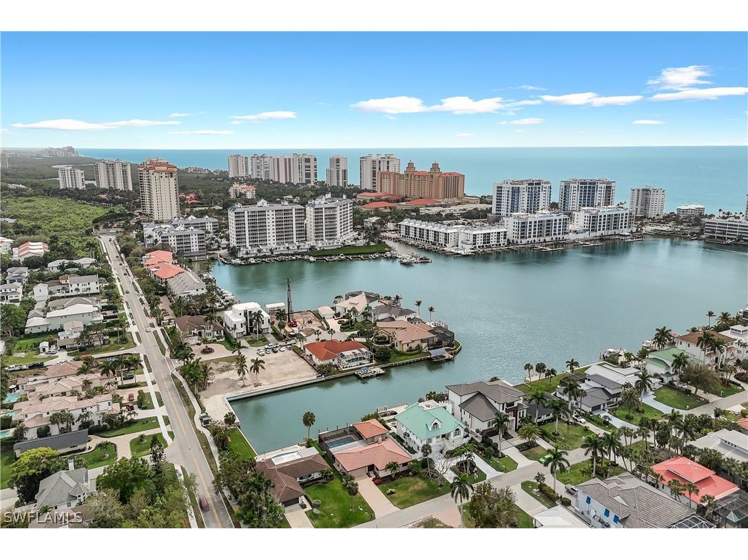 480 Oak Avenue Naples FL 34108 226011413 image46