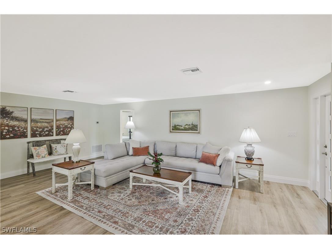 480 Oak Avenue Naples FL 34108 226011413 image6