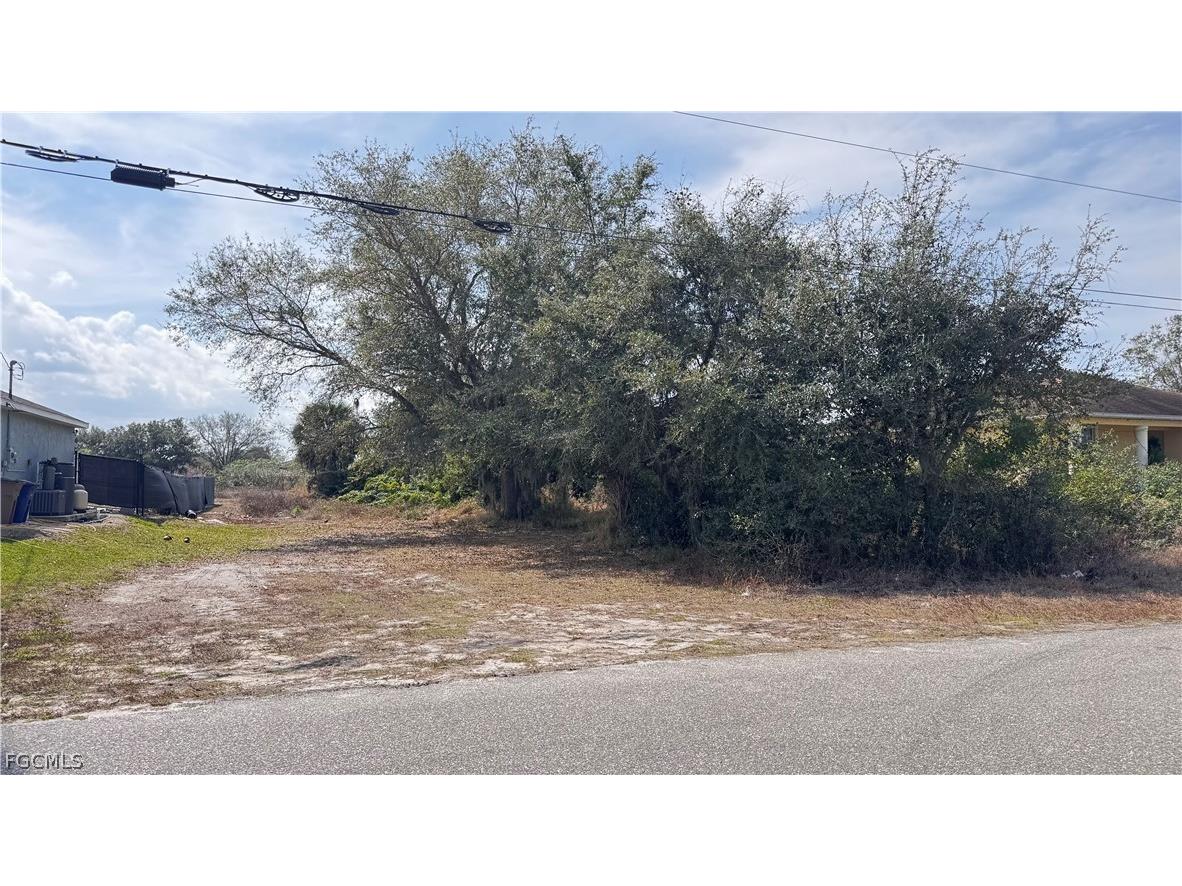 480 Redwing Street Lehigh Acres FL 33974 2026009065 image1