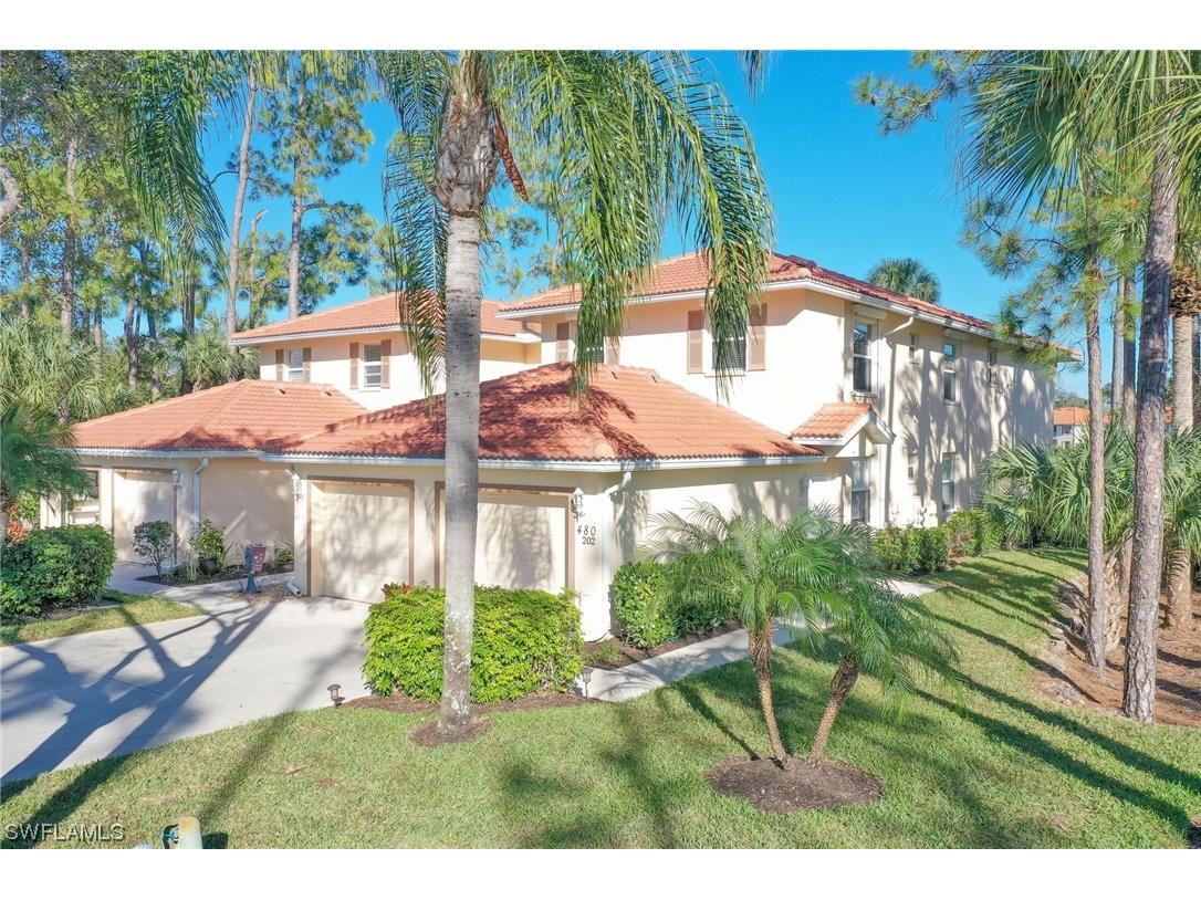 480 Robin Hood Circle #202 Naples FL 34104 224012665 image1
