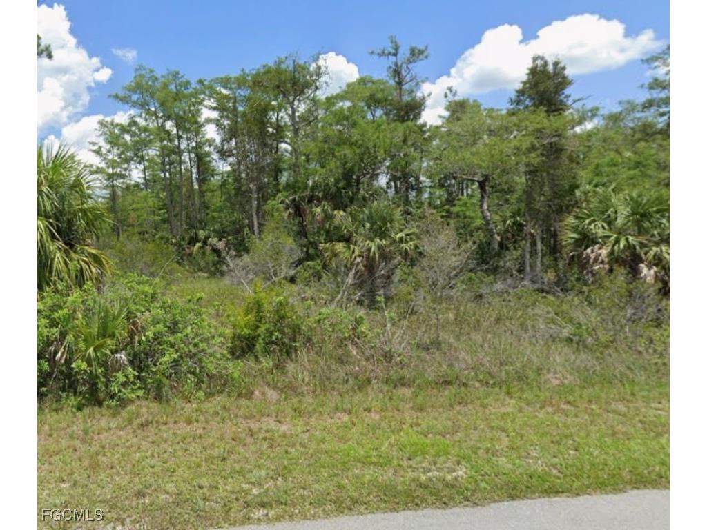 480 Westchester Drive Lehigh Acres FL 33972 2025023416 image1